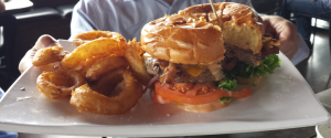 Annys Fine Burger Bacon Cheeseburger (12-12-2015)