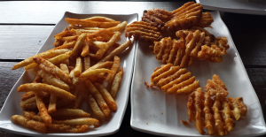 Annys Fine Burger Waffle Fries And Cajun Fries (12-12-2015)