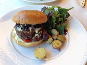 Winesellar Brasserie Burger (6-15-2016)